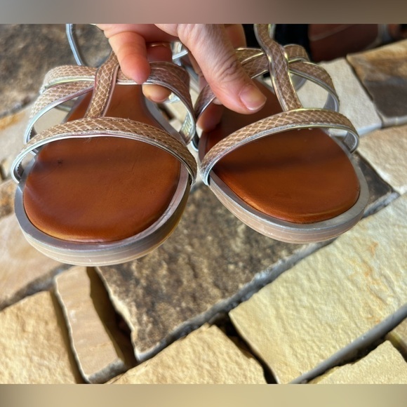 Gianni Bini strappy silver & tan sandals Sz-7.5M. C main image 0